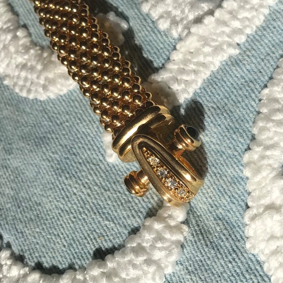 Gorgeous 18k gold plated, with embellished clamp - Picture 9 of 12